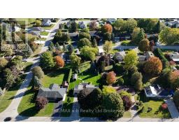 16 CHARLOTTE AVENUE - 34