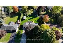 16 CHARLOTTE AVENUE - 35