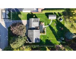 16 CHARLOTTE AVENUE - 9