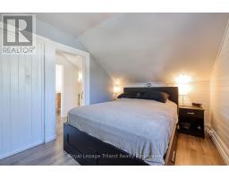 661 HENRY STREET - 18