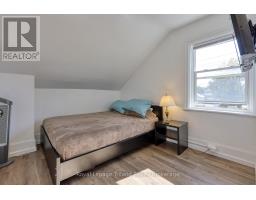 661 HENRY STREET - 20