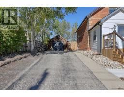 661 HENRY STREET - 22