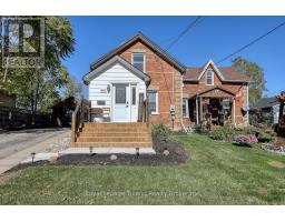 661 HENRY STREET - 33