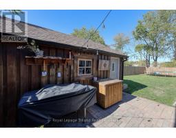 661 HENRY STREET - 34