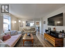 661 HENRY STREET - 8