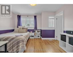 10 WESTVIEW COURT - 25