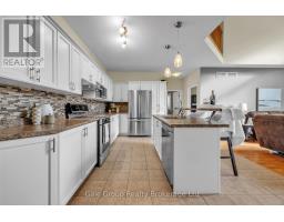 10 WESTVIEW COURT - 4