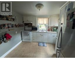 52 EARLE STREET - 24