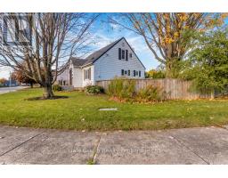 825 MAPLE AVENUE - 35