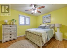 706 FRONTENAC CRESCENT - 19