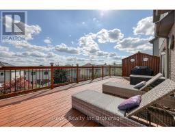 706 FRONTENAC CRESCENT - 26