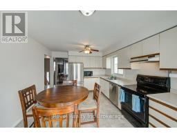 118 CANROBERT STREET - 13