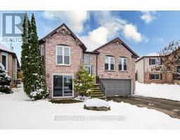 118 CANROBERT STREET - 2