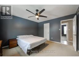 118 CANROBERT STREET - 21