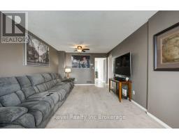 118 CANROBERT STREET - 9