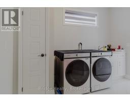 133 BIRDIE COURT E - 18