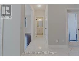 133 BIRDIE COURT E - 4