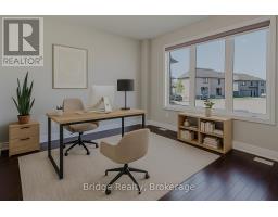 133 BIRDIE COURT E - 6