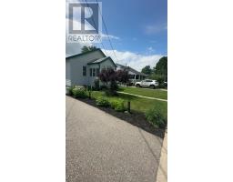 116 EAST PARK DRIVE - 3