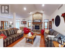 123 FORESTWAY TRAIL - 3