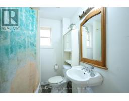 60 MANITOBA STREET - 19