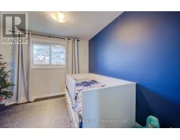 1012A VANIER AVENUE - 22