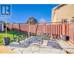 1012A VANIER AVENUE - 31