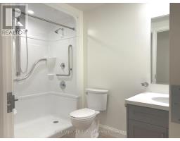 311 - 8 CENTRE STREET - 14