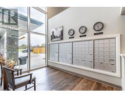 311 - 8 CENTRE STREET - 19