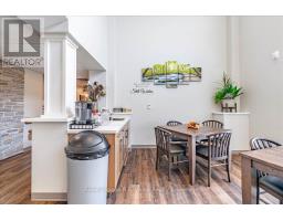 311 - 8 CENTRE STREET - 20