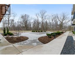 311 - 8 CENTRE STREET - 32