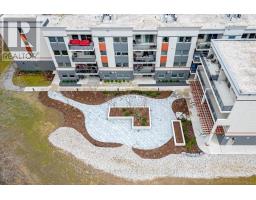 311 - 8 CENTRE STREET - 34