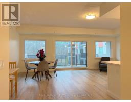 311 - 8 CENTRE STREET - 7