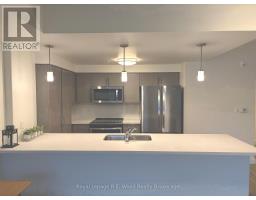 311 - 8 CENTRE STREET - 9