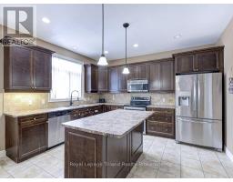 761 GLENWOOD ROAD N - 18