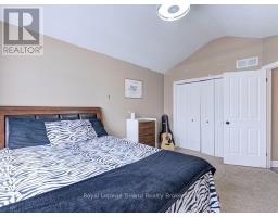 761 GLENWOOD ROAD N - 27