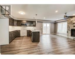 675 ELIZABETH STREET - 12