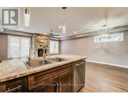 675 ELIZABETH STREET - 15