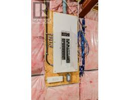 675 ELIZABETH STREET - 37