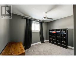 33 PRINCESS PARK ROAD - 15