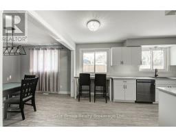 33 PRINCESS PARK ROAD - 22