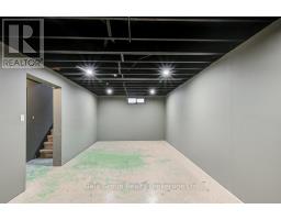 33 PRINCESS PARK ROAD - 33