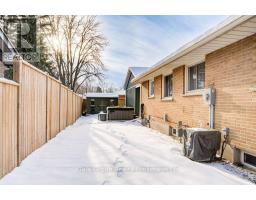 33 PRINCESS PARK ROAD - 46