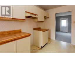 6 - 1135 NELLIS STREET - 3