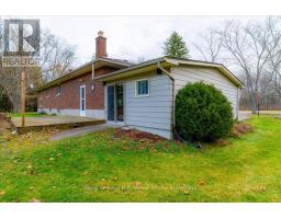 1925 - 1925 1ST CONCESSION RD STREET - 8