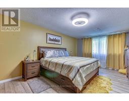 15 - 1 LAMER S COURT - 12