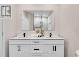 209 VICTORIA STREET - 23