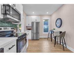 209 VICTORIA STREET - 8