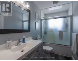 745190 OXFORD ROAD 17 - 17