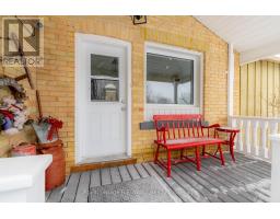 18 MAIN STREET E - 10